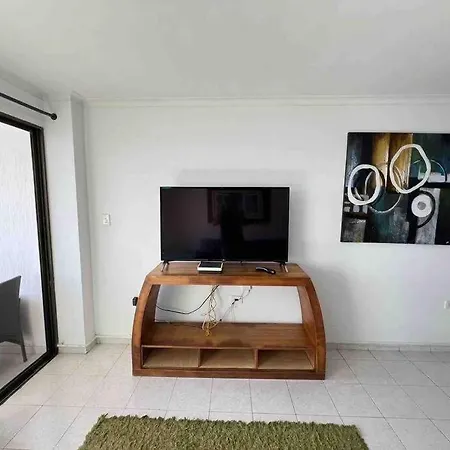 Charming Beachfront Apt With Sea View & Pool