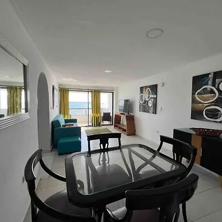 Apartamento Charming Beachfront Apt With Sea View & Pool *